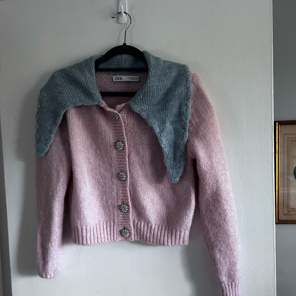 Fun cropped wool cardigan